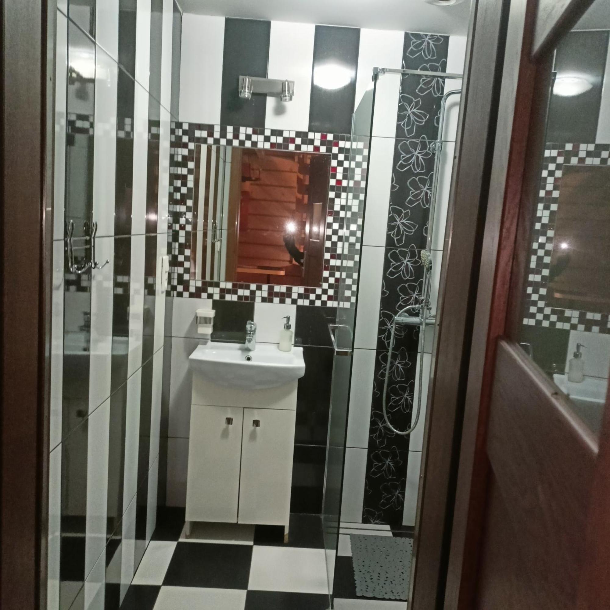 Bacowki Nad Jeziorem Goszcza Lubrza  Exteriör bild