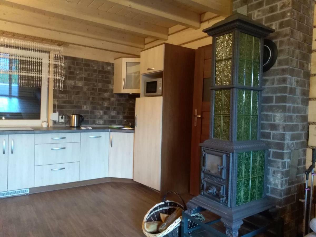 Bacowki Nad Jeziorem Goszcza Lubrza  Exteriör bild
